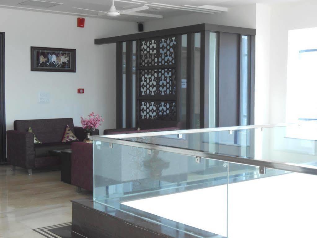 Hotel Madhushrie Agra  Exterior foto